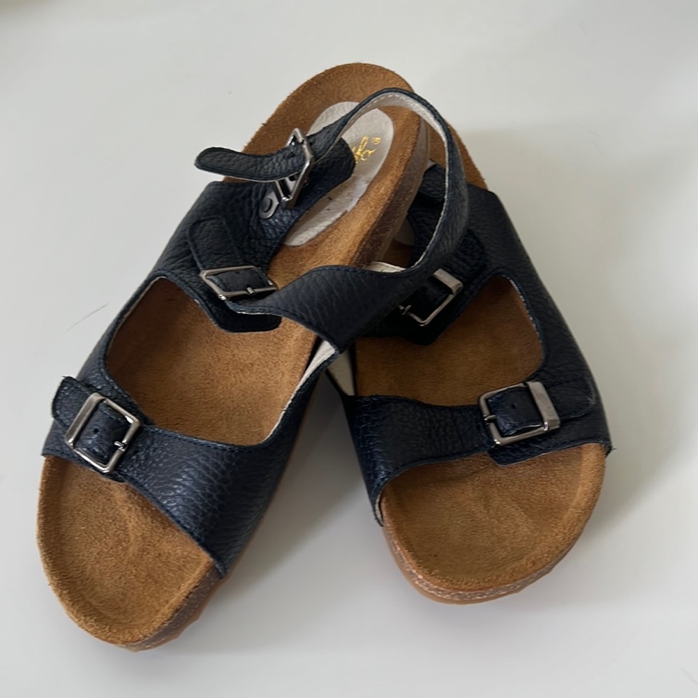 New sandals for boy. Size 35